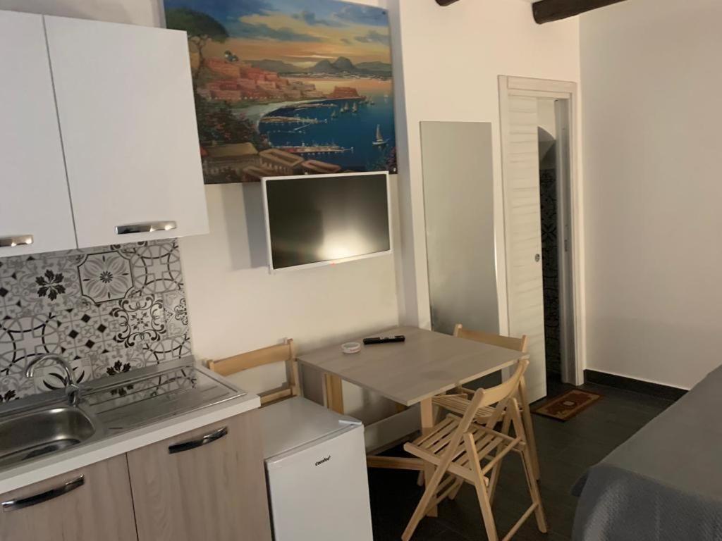 Viky House Chiaia Leilighet Napoli Eksteriør bilde