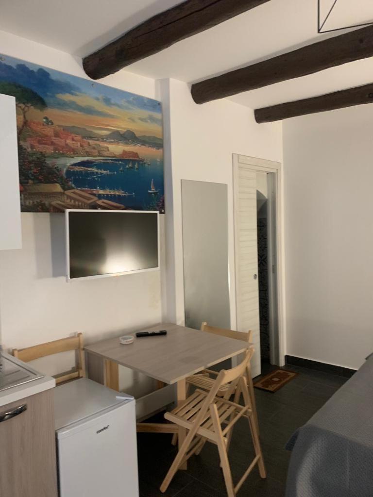 Viky House Chiaia Leilighet Napoli Eksteriør bilde